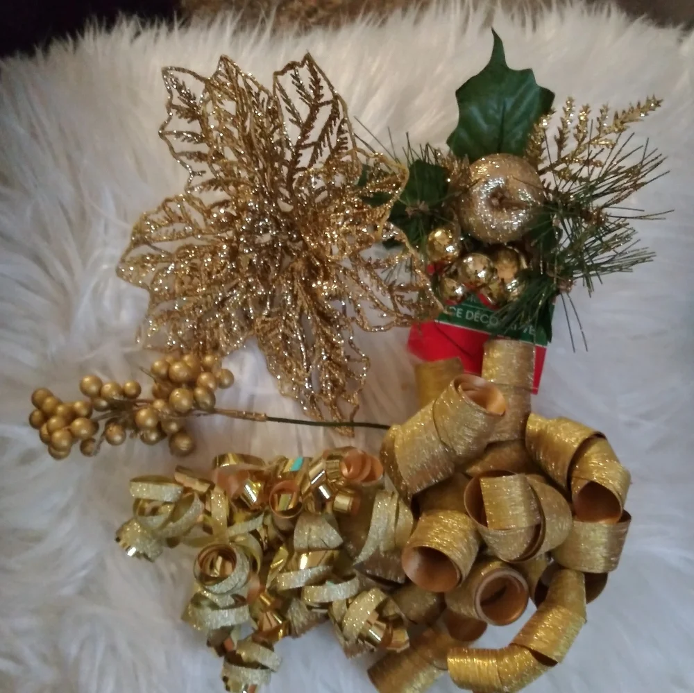 Elegant Gift Wrapping Bundle if Gold and Silver Ribbon and Bows +
